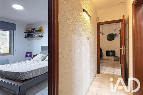 Huoneisto myytävänä Mollet Del Valles, Barcelona, Espanja, 4 makuuhuonetta, 71.79 m2 No. 195817 - kuva 15