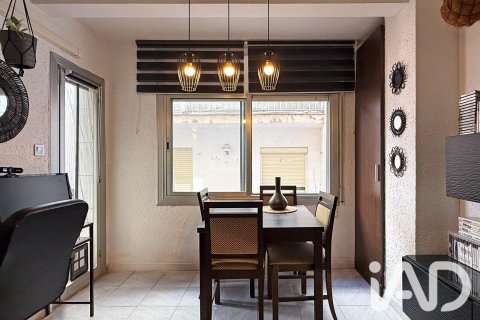 Huoneisto myytävänä Mollet Del Valles, Barcelona, Espanja, 4 makuuhuonetta, 71.79 m2 No. 195817 - kuva 26