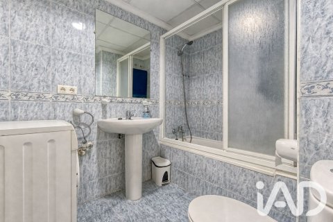 Apartment for sale in Benidorm, Alicante, Spain 1 bedroom, 53 sq.m. No. 195818 - photo 17