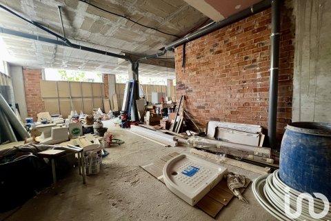 Lokal usługowy w Premia De Mar, Barcelona, Hiszpania 171 mkw. nr 173326 – zdjęcie 13