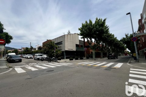 Lokal usługowy w Premia De Mar, Barcelona, Hiszpania 171 mkw. nr 173326 – zdjęcie 2