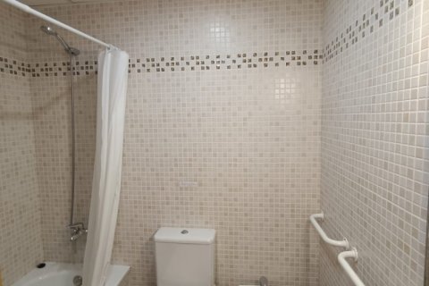 Dzīvoklis pārdošanā L'Ametlla de Mar, Tarragona, Spānijā 3 istabas, 90 m2 Nr. 173322 - attēls 20