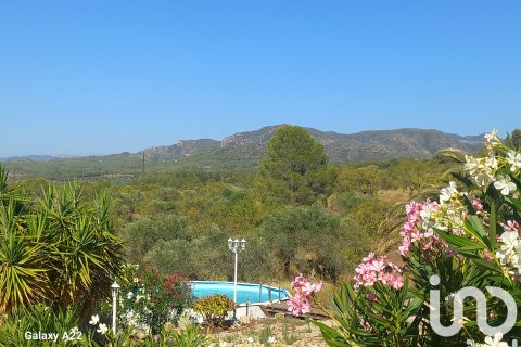 Talo myytävänä Ginestar, Tarragona, Espanja, 3 makuuhuonetta, 222 m2 No. 173328 - kuva 6
