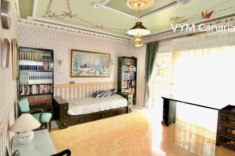 Villa for rent in La Nucia, Alicante, Spain 5 bedrooms, 350 sq.m. No. 191675 - photo 27
