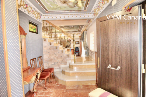 Villa for rent in La Nucia, Alicante, Spain 5 bedrooms, 350 sq.m. No. 191675 - photo 7