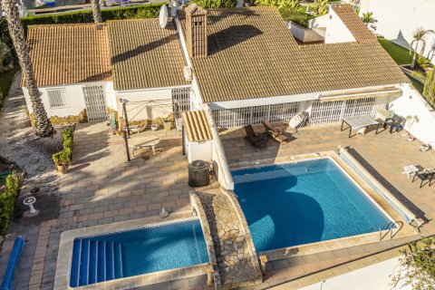 Villa for sale Orihuela, Alicante, Spain 4 bedrooms,  No. 137748 - photo 5