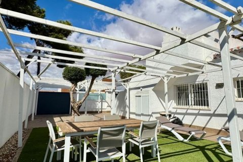 Villa for sale Torrevieja, Alicante, Spain 2 bedrooms,  No. 137749 - photo 6