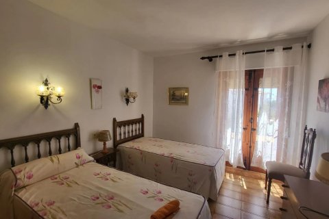 Villa à vendre à Calpe, Alicante, Espagne, 6 chambres, 229 m2 No. 181160 - photo 19
