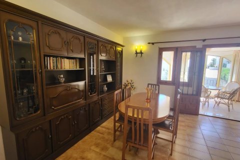 Villa à vendre à Calpe, Alicante, Espagne, 6 chambres, 229 m2 No. 181160 - photo 6