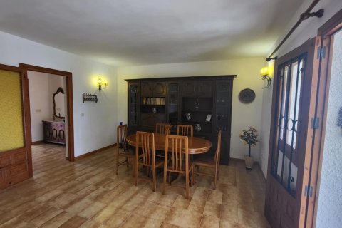 Villa à vendre à Calpe, Alicante, Espagne, 6 chambres, 229 m2 No. 181160 - photo 25