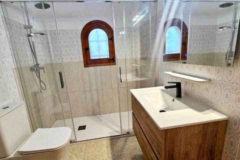 Huvila myytävänä Calpe, Alicante, Espanja, 3 makuuhuonetta, 163 m2 No. 181159 - kuva 6