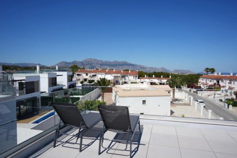 Villa en venta en La Nucia, Alicante, España 3 dormitorios, 105 m2 No. 181157 - foto 4