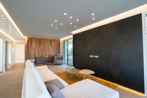 Apartment for sale in Alicante, Spain 3 bedrooms, 139 sq.m. No. 149186 - photo 10