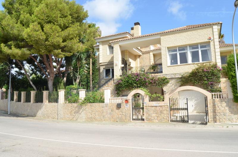 Huvila Dehesa De Campoamor, Alicante, Espanja 4 makuuhuonetta, 400 m2 No. 149185
