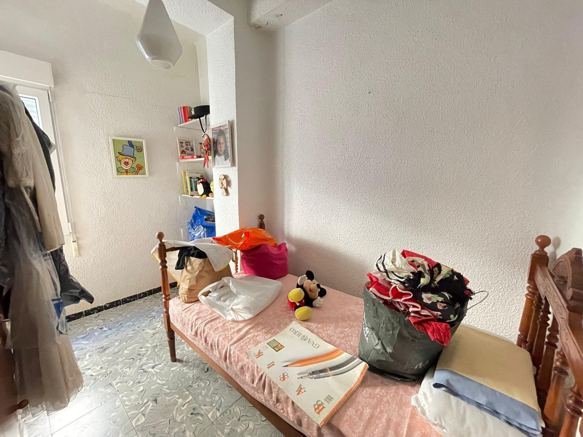 Hus i Guardamar del Segura, Alicante, Spanien 11 sovrum, 592 kvm. Nr. 149184