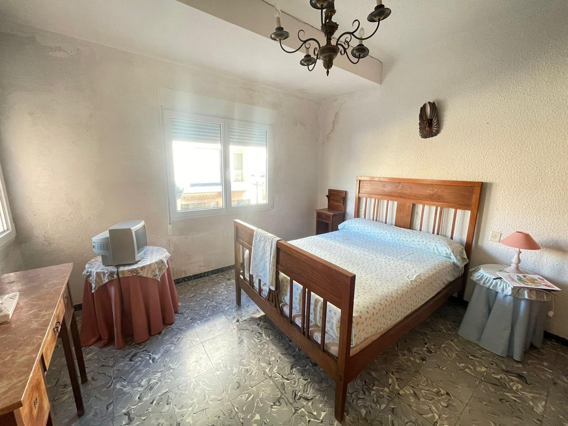 Hus i Guardamar del Segura, Alicante, Spanien 11 sovrum, 592 kvm. Nr. 149184