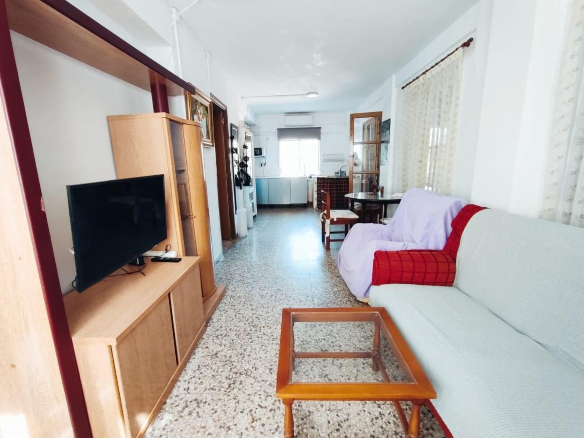 House in Guardamar del Segura, Alicante, Spain 5 bedrooms, 184 sq.m. No. 149182