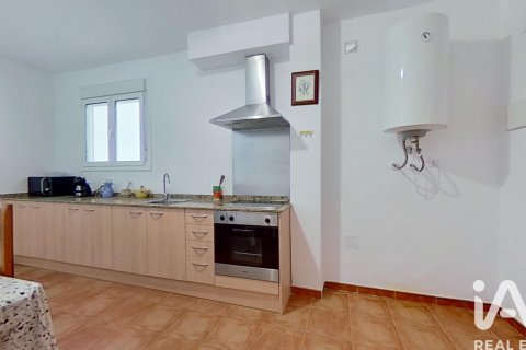 Talo vuokrattavana Roda de Berà, Tarragona, Espanja, 4 makuuhuonetta, 296 m2 No. 173405 - kuva 20