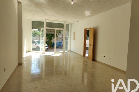 Propiedad comercial en alquiler en Pineda de Mar, Barcelona, España 322 m2 No. 173406 - foto 1