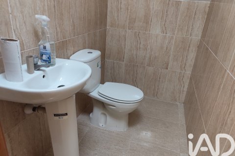 Propiedad comercial en alquiler en Pineda de Mar, Barcelona, España 322 m2 No. 173406 - foto 3