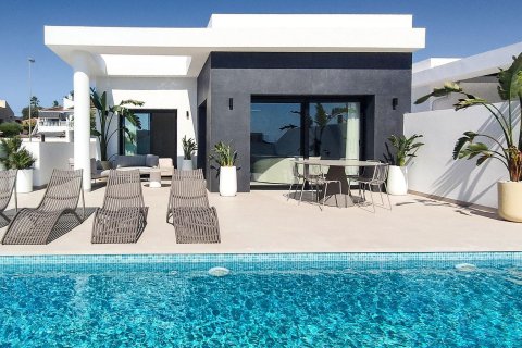 Villa in vendita a Ciudad Quesada, Alicante, Spagna 5 camere da letto, 245 mq. N° 143180 - foto 2