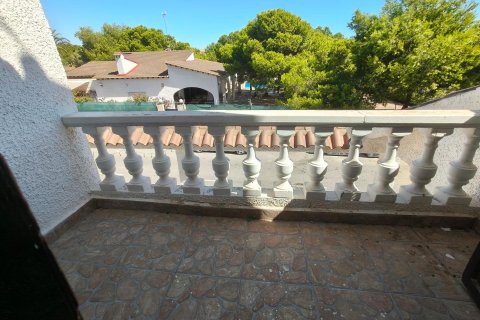 Triplex for sale Torrevieja, Alicante, Spain 2 bedrooms, 95 sq.m. No. 133021 - photo 26