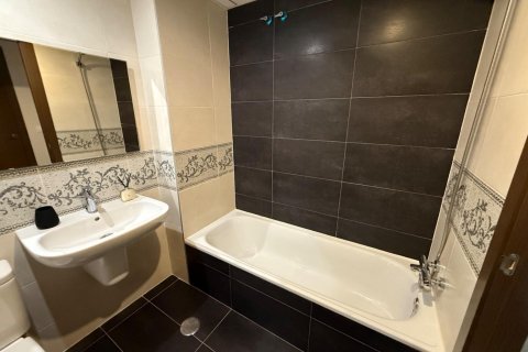 Apartment for rent Alicante, Spain 2 bedrooms, 95 sq.m. No. 133020 - photo 12