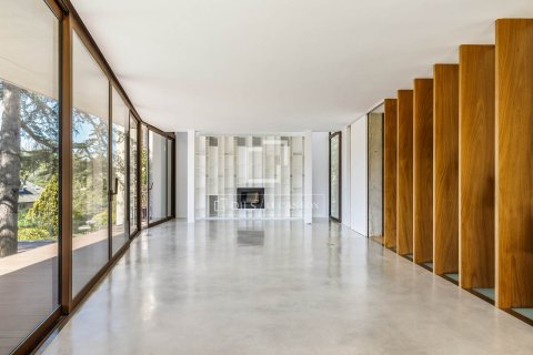 Villa till salu i Sant Cugat Del Valles, Barcelona, Spanien 6 sovrum, 600 kvm. Nr. 150887 - foto 3