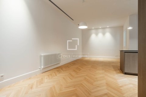 Apartament w Barcelona, Hiszpania 2 sypialnie, 140 mkw. nr 150885 – zdjęcie 4