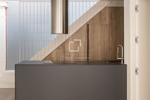 Apartment for sale in Barcelona, Spain 2 bedrooms, 109 sq.m. No. 150881 - photo 21