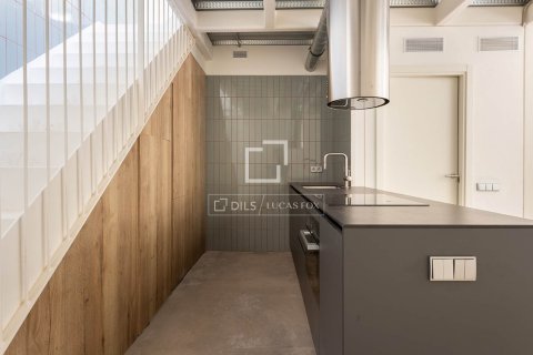 Apartment for sale in Barcelona, Spain 2 bedrooms, 109 sq.m. No. 150881 - photo 23