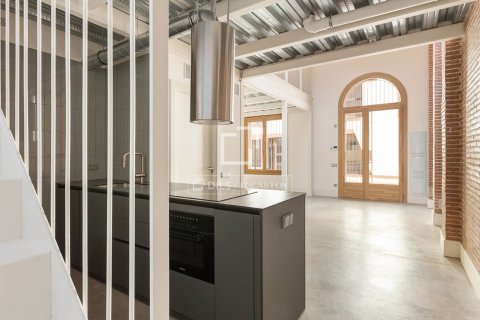 Apartment for sale in Barcelona, Spain 2 bedrooms, 109 sq.m. No. 150881 - photo 25