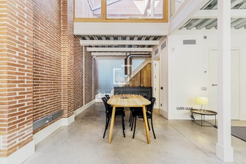 Apartamento en venta en Barcelona, España 2 dormitorios, 109 m2 No. 150881 - foto 8