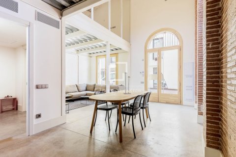Apartamento en venta en Barcelona, España 2 dormitorios, 109 m2 No. 150881 - foto 4