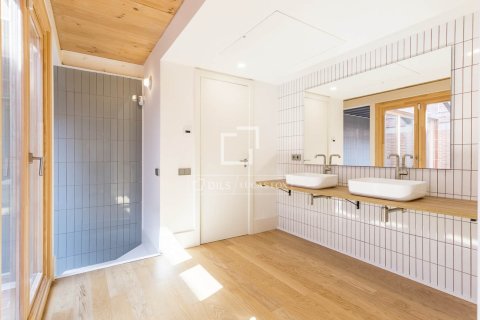 Apartamento en venta en Barcelona, España 2 dormitorios, 109 m2 No. 150881 - foto 17