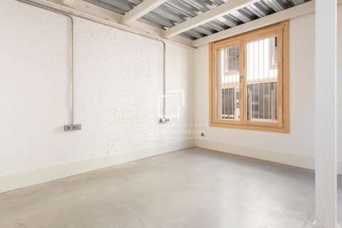 Apartment for sale in Barcelona, Spain 2 bedrooms, 109 sq.m. No. 150881 - photo 4