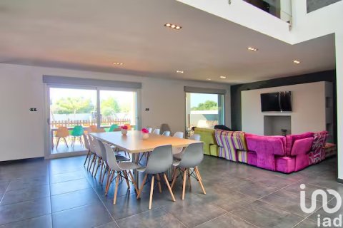 Продажа дома в Пенискола, Кастельон, Испания 6 спален, 500м2 №153682 - фото 3