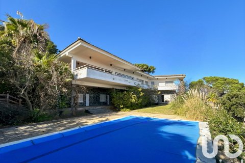 Dom w Calonge i Sant Antoni, Girona, Hiszpania 5 sypialni, 539 mkw. nr 153681 – zdjęcie 23