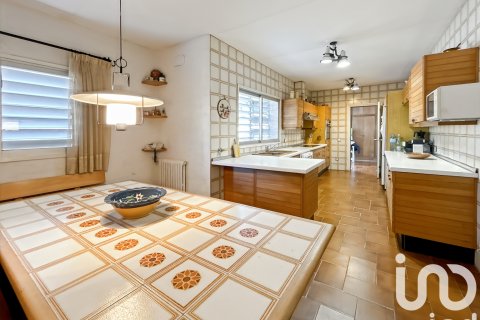 Dom w Calonge i Sant Antoni, Girona, Hiszpania 5 sypialni, 539 mkw. nr 153681 – zdjęcie 11