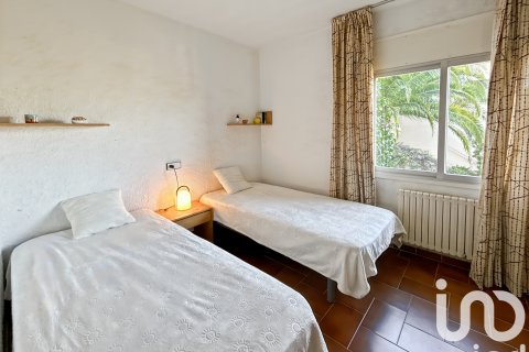 Dom w Calonge i Sant Antoni, Girona, Hiszpania 5 sypialni, 539 mkw. nr 153681 – zdjęcie 16