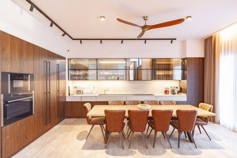 House à Castelldefels, Barcelona, Espagne 5 chambres, 572 m2 No. 160970