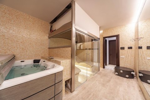 House à vendre à Castelldefels, Barcelona, Espagne, 5 chambres, 572 m2 No. 160970 - photo 8