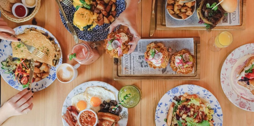 Commercial property in Barcelona, Spain 296 sq.m. No. 160973