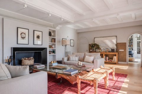 Dom w Sant Andreu de Llavaneres, Barcelona, Hiszpania 5 sypialni, 900 mkw. nr 160974 – zdjęcie 23