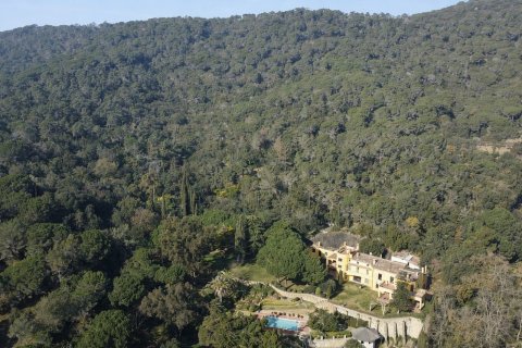 Dom w Sant Andreu de Llavaneres, Barcelona, Hiszpania 5 sypialni, 900 mkw. nr 160974 – zdjęcie 2