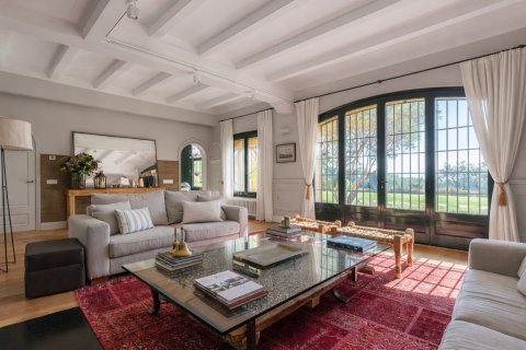 Dom w Sant Andreu de Llavaneres, Barcelona, Hiszpania 5 sypialni, 900 mkw. nr 160974 – zdjęcie 22