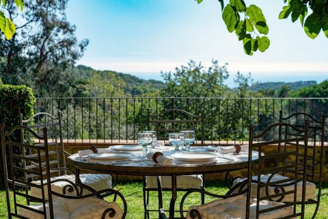 Dom w Sant Andreu de Llavaneres, Barcelona, Hiszpania 5 sypialni, 900 mkw. nr 160974 – zdjęcie 17