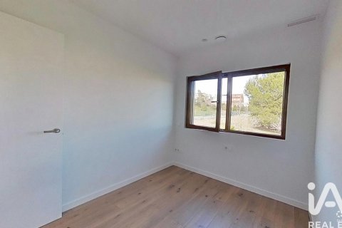 Hus till salu i Tordera, Barcelona, Spanien 3 sovrum, 136 kvm. Nr. 152307 - foto 27