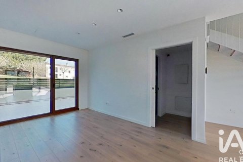 Hus till salu i Tordera, Barcelona, Spanien 3 sovrum, 136 kvm. Nr. 152307 - foto 11