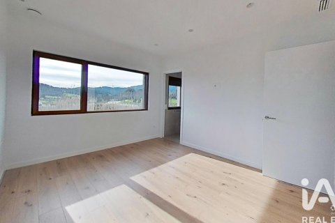 Hus till salu i Tordera, Barcelona, Spanien 3 sovrum, 136 kvm. Nr. 152307 - foto 26